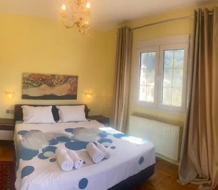 Villa Ariadni *