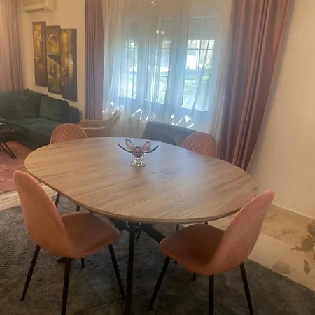 Ariadni Villa Plagiarion