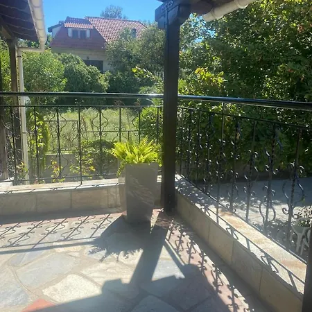 Villa Ariadni